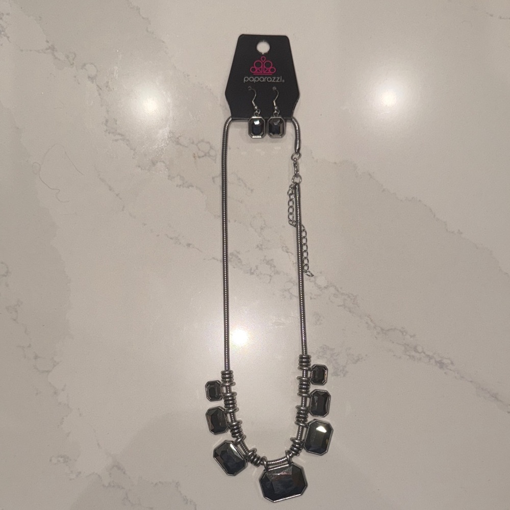 Paparazzi Silver Geometric Jewelry Set